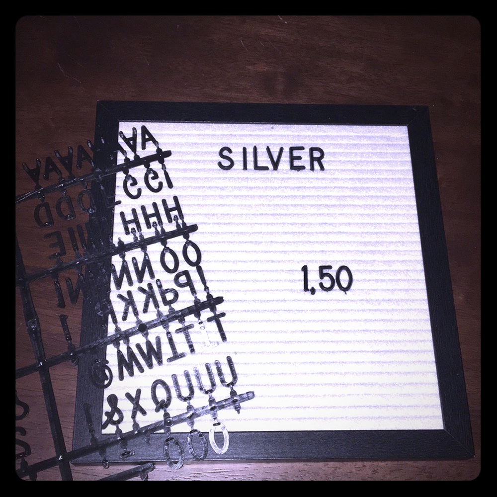 Cute 10.5 x 10.5 letter board